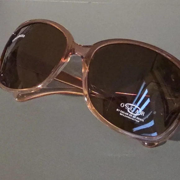 OSCAR by OSCAR DE LA RENTA NWT Translucent Frame Polarized Sunglasses - Picture 10 of 12